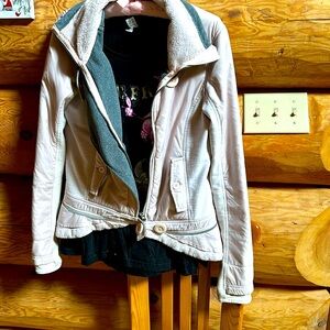 Lulu lemon jacket pink from early from 2009